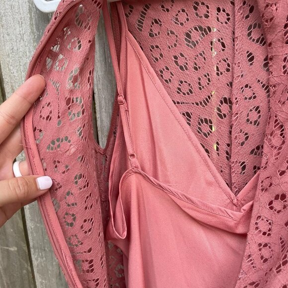 Keepsake the Label Lace Midi Dress Size Small Pink Blush Sleeveless High Neck - Picture 7 of 10